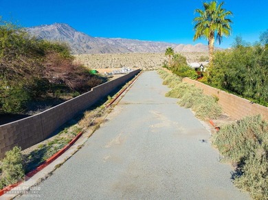 Well located with breathtaking views of the Santa Rosa Mountains - photo 14