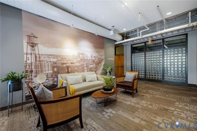 Church Hill GEM!! Rarely available residence style in historic