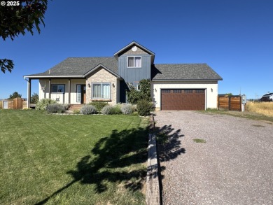 Agency Lake Home For Sale in Chiloquin Oregon