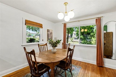 Welcome to 28 Kent Park in the Penfield School District. A - photo 6
