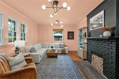 Welcome to 28 Kent Park in the Penfield School District. A - photo 9