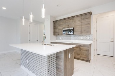 You will LOVE this stunning Lake Front Corner Townhouse. 3 - photo 12