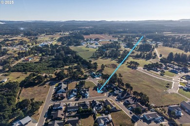 Located just blocks from the beach, this .23-acre corner lot in - photo 15