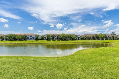 You will LOVE this stunning Lake Front Corner Townhouse. 3 - photo 18