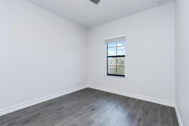 You will LOVE this stunning Lake Front Corner Townhouse. 3 - photo 35