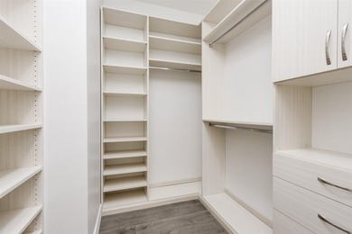 You will LOVE this stunning Lake Front Corner Townhouse. 3 - photo 39