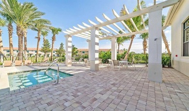 You will LOVE this stunning Lake Front Corner Townhouse. 3 - photo 50