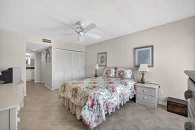 Beautiful 2-bedroom 2-bath furnished *Catamaran I* condo at - photo 18