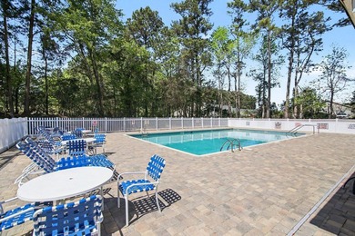 Beautifully updated 3-bedroom, 2-bath townhome-style condo - photo 28