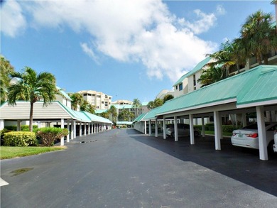 Beautiful 2-bedroom 2-bath furnished *Catamaran I* condo at - photo 29