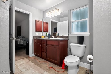 Welcome to your dream home in beautiful Cape Coral! This - photo 34
