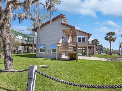 Nestled along the Suwannee River in the charming small town of - photo 5