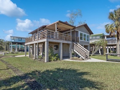 Nestled along the Suwannee River in the charming small town of - photo 7