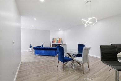 Welcome to this beautifully maintained 2-bedroom, 2-bathroom - photo 4