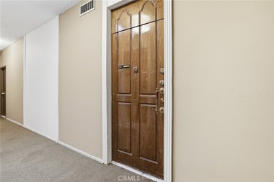 Welcome to this beautifully maintained 2-bedroom, 2-bathroom - photo 7