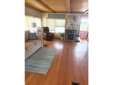 Move-in ready 2BD/2BA home with thoughtful updates throughout! - photo 6