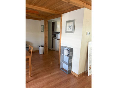 Move-in ready 2BD/2BA home with thoughtful updates throughout! - photo 8