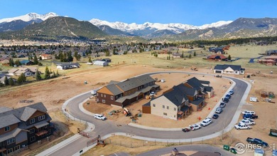 Welcome to your dream home in the heart of Estes Park! This - photo 12