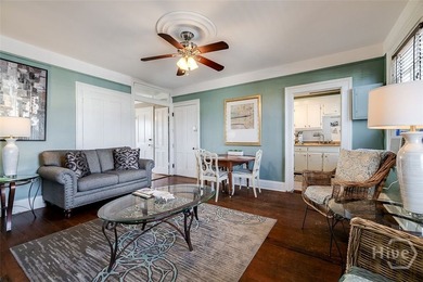 Welcome to The Southern Belle at 28 E Taylor Street, a rare - photo 33
