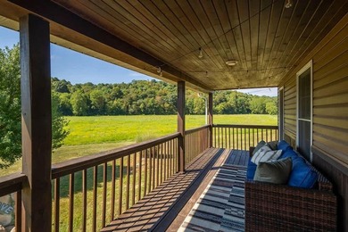 Welcome to this luxury countryside getaway in the heart of - photo 40