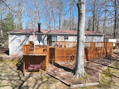 Tract #1 - 3 Bedroom Manufactured Home on Waterfront Lot - photo 5