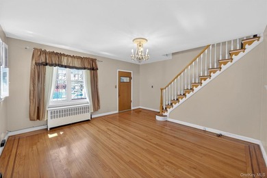 Welcome Home to 642 Edison! A rare opportunity in Throggs Neck - photo 6