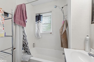 Turn-Key Investment Opportunity! This well-maintained - photo 18