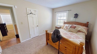 Take a look at this WONDERFUL RUSTIC home 5 minutes shopping and - photo 30