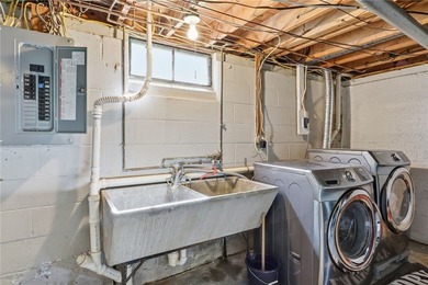 Welcome to this spacious four-bedroom Cape Cod located in the - photo 31