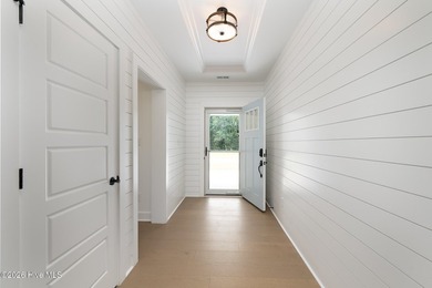 Beautifully maintained and thoughtfully designed, this 2 - photo 7