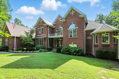 Discover luxury & privacy in this exquisite executive home. This - photo 6