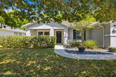 PRICE REDUCED!! Move right into this beautifully maintained - photo 2