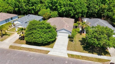 PRICE REDUCED!! Move right into this beautifully maintained - photo 8