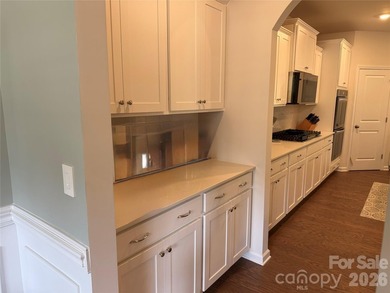 Stunning Waterfront Living on Lake Norman! This 2-year-old - photo 11
