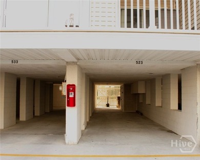 Move-in ready, turn-key condo, offered for sale as fully - photo 25