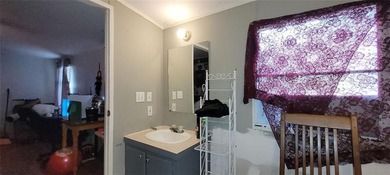 Spacious 4BR/2BA home on .81 acres in Acworth! With over 2,100 - photo 42