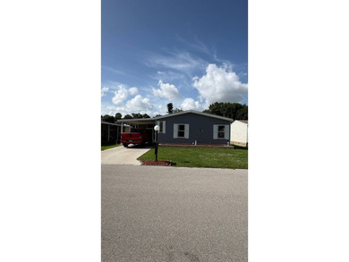 Move right into this beautifully updated 2-bedroom, 2-bath - photo 1