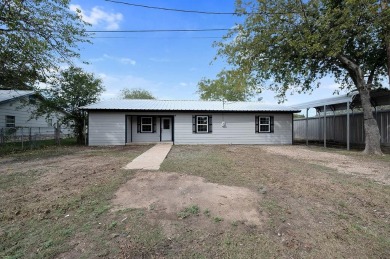 Lake Home For Sale in Kopperl, Texas