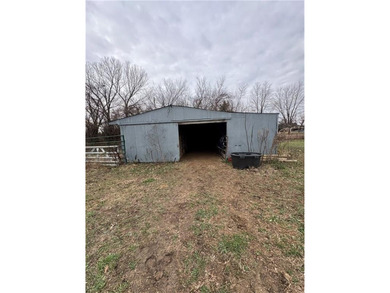 Lake Acreage For Sale in Fort Scott, Kansas