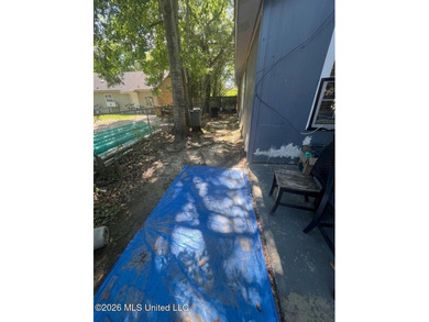 916 E Birch Dr in Gulfport offers the opportunity to create - photo 35
