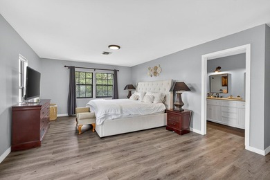 EXCEPTIONAL TURNKEY EQUESTRIAN FACILITY ON 6 ACRES IN RUSTIC - photo 46