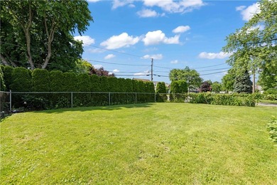 Welcome Home to a spacious 4-Bedroom on a Prime Corner Lot - photo 8