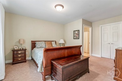 Recently enhanced with a beautifully updated owner's suite - photo 28
