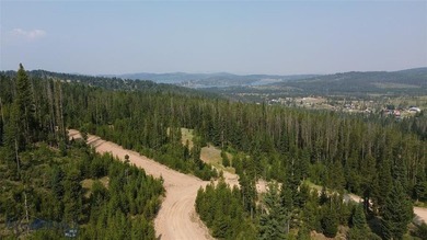 Conveniently located between the lake and the ski area; Enjoy - photo 33