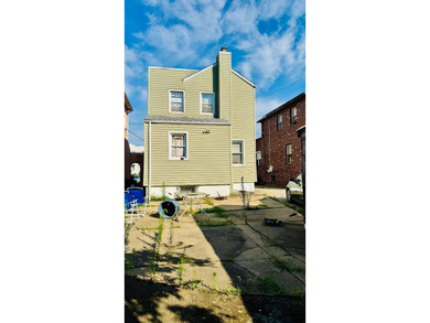 Detached property opportunity in Rosedale, Queens, offering - photo 6