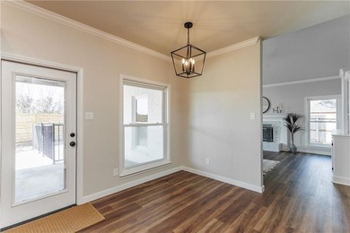 Set in Kings Crossing, one of the area's most sought after - photo 11