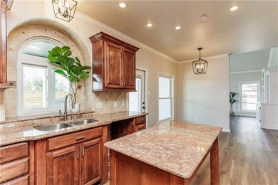 Set in Kings Crossing, one of the area's most sought after - photo 13
