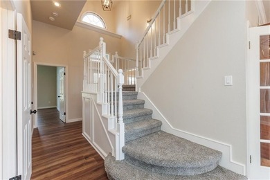 Set in Kings Crossing, one of the area's most sought after - photo 21