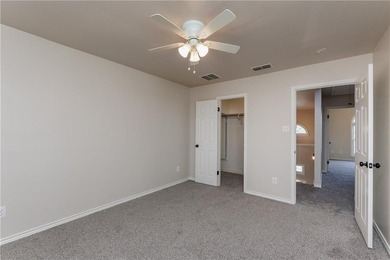 Set in Kings Crossing, one of the area's most sought after - photo 23