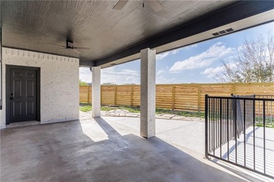 Set in Kings Crossing, one of the area's most sought after - photo 25